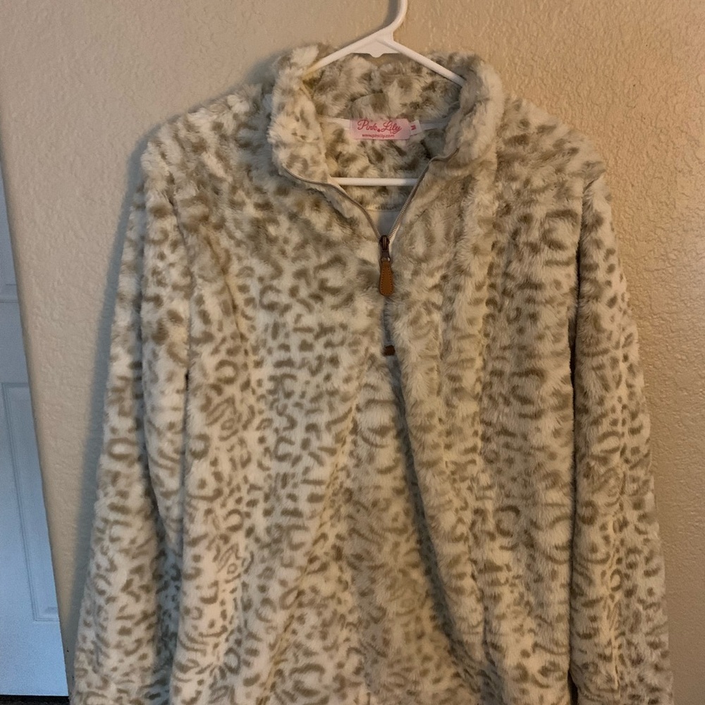 Pink Lily Pullover